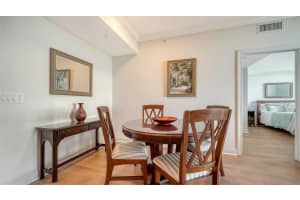 800 TAMIAMI TRAIL, SARASOTA, FL 34236 Sold 06/06/25