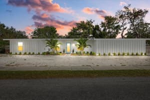 2069 BOUGAINVILLEA STREET, SARASOTA, FL 34239 - MLS#MFRA4632678