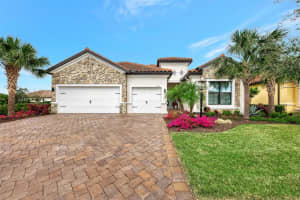 7130 WHITTLEBURY TRAIL, BRADENTON, FL 34202 Sold 07/17/25