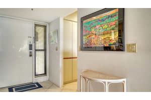 1932 HARBOURSIDE DRIVE, LONGBOAT KEY, FL 34228 Sold 03/17/25