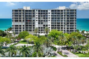 1800 BENJAMIN FRANKLIN DRIVE, SARASOTA, FL 34236 Sold 01/15/25