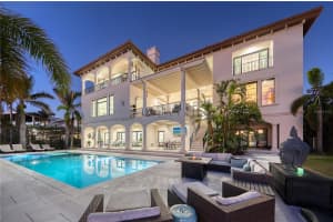 1430 HARBOR DRIVE, SARASOTA, FL 34239 Sold 03/19/25
