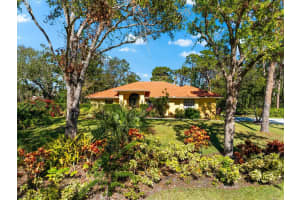 3901 BALSAM COURT, SARASOTA, FL 34243 Sold 04/09/25