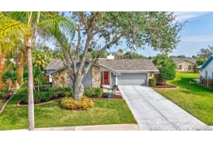 6609 WATERFORD LANE, SARASOTA, FL 34238 Sold 02/21/25