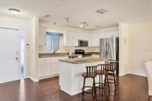 6100 GREEN VIEW DRIVE, SARASOTA, FL 34231 Sold 07/30/25