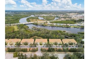 5581 KEY WEST PLACE, BRADENTON, FL 34203 Sold 06/03/25