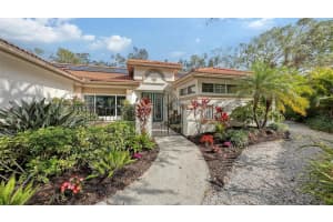 2910 LONGLEAT WOODS, SARASOTA, FL 34235 Sold 01/31/25
