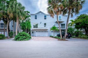 6250 HOLMES BOULEVARD, HOLMES BEACH, FL 34217 Sold 08/15/25
