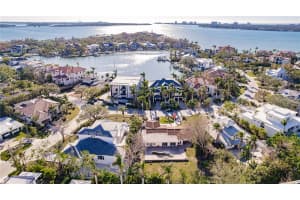 1397 HARBOR DRIVE, SARASOTA, FL 34239 - MLS#MFRA4633138