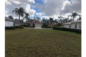 9827 ROYAL LYTHAM AVE, BRADENTON, FL 34202 - MLS#MFRA4633169
