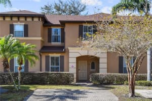 527 MIRAMAR AVENUE, DAVENPORT, FL 33897 Sold 02/28/25