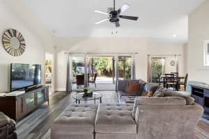 4498 DIAMOND CIRCLE, SARASOTA, FL 34233 Sold 08/29/25