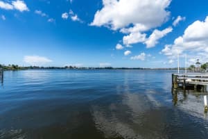 1854 COCKLESHELL DRIVE, SARASOTA, FL 34231 Sold 04/18/25