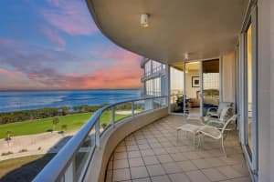 3060 GRAND BAY BOULEVARD, LONGBOAT KEY, FL 34228 Sold 04/07/25