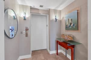 3060 GRAND BAY BOULEVARD, LONGBOAT KEY, FL 34228 Sold 04/07/25