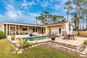 2232 HIVELY STREET, SARASOTA, FL 34231 Sold 01/23/25