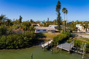 15815 REDINGTON DRIVE, REDINGTON BEACH, FL 33708 - MLS#MFRA4633280
