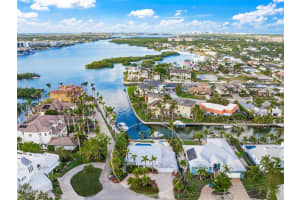 1501 RIDGEWOOD LANE, SARASOTA, FL 34231 Sold 04/15/25