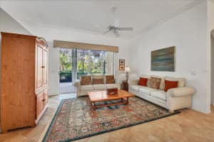 6847 BAY HILL DRIVE, LAKEWOOD RANCH, FL 34202 - MLS#MFRA4633340