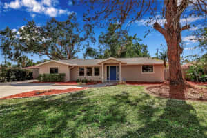 2452 MAIN ST, SARASOTA, FL 34237 Sold 02/18/25