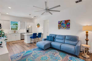MLS# MFRA4633358, Sarasota, Florida 34231