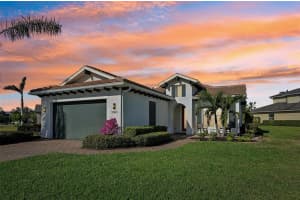 5060 Lake Overlook Ave, BRADENTON