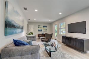 730 40TH STREET, SARASOTA, FL 34234 - MLS#MFRA4633482