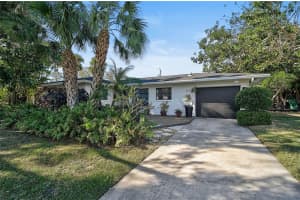 2814 SUNCREST DRIVE, SARASOTA, FL 34239 Sold 01/22/25