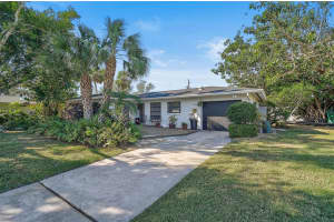 2814 SUNCREST DRIVE, SARASOTA, FL 34239 Sold 01/22/25