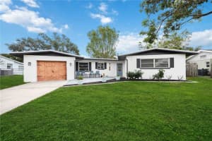 530 Saint Andrews Dr, SARASOTA