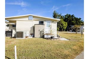 3275 26TH AVENUE, BRADENTON, FL 34208 - MLS#MFRA4633580