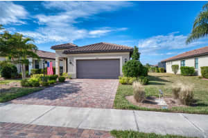 7004 HANOVER COURT, BRADENTON, FL 34202 Sold 03/31/25
