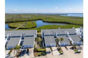 861 WATERSIDE LANE, BRADENTON, FL 34209 Sold 04/11/25