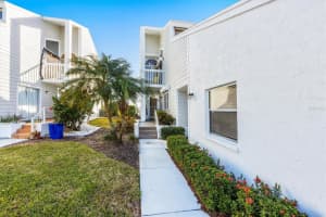 861 WATERSIDE LANE, BRADENTON, FL 34209 Sold 04/11/25