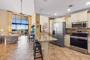 861 WATERSIDE LANE, BRADENTON, FL 34209 Sold 04/11/25