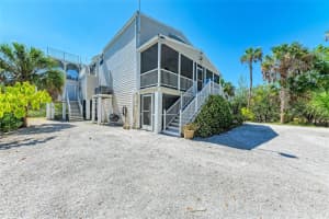 707 40TH STREET, PALMETTO, FL 34221 Sold 04/07/25