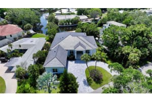 4815 FEATHERBED LANE, SIESTA KEY, FL 34242 Sold 08/12/25