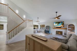 1211 VIEW DRIVE, SARASOTA, FL 34242 Sold 04/30/25