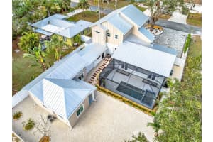 2326 GULL LANE, SARASOTA, FL 34237 Sold 04/28/25