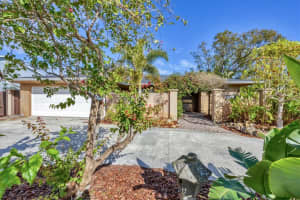 2961 HOMASASSA ROAD, SARASOTA, FL 34239 Sold 06/24/25