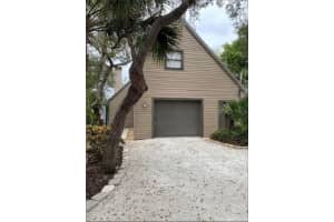 5311 Creek Dr, SARASOTA