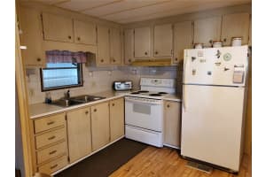 5504 BERMUDA COURT, BRADENTON, FL 34207 - MLS#MFRA4633805