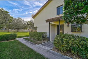5707 GARDENS DRIVE, SARASOTA, FL 34243 Sold 04/11/25