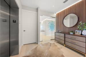 188 GOLDEN GATE POINT, SARASOTA, FL 34236 Sold 06/12/25