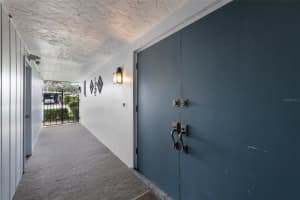 1348 WESTPORT LANE, SARASOTA, FL 34232 Sold 06/04/25
