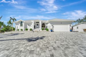 2287 BAYSHORE ROAD, NOKOMIS, FL 34275 Sold 05/15/25