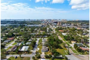 2485 BELVOIR BOULEVARD, SARASOTA, FL 34237 Sold 02/18/25