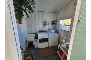 410 49TH AVENUE TERRACE, BRADENTON, FL 34207 Sold 06/27/25