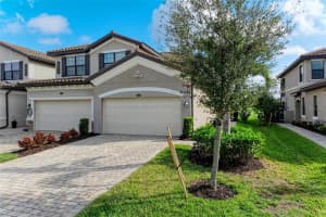 6055 WORSHAM LANE, LAKEWOOD RANCH, FL 34211 - MLS#MFRA4633877