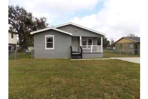 420 21ST STREET, PALMETTO, FL 34221 Sold 02/14/25